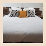 Bed & Breakfast De Charme Au Avec Table D'hotes Accueil Chaleureux